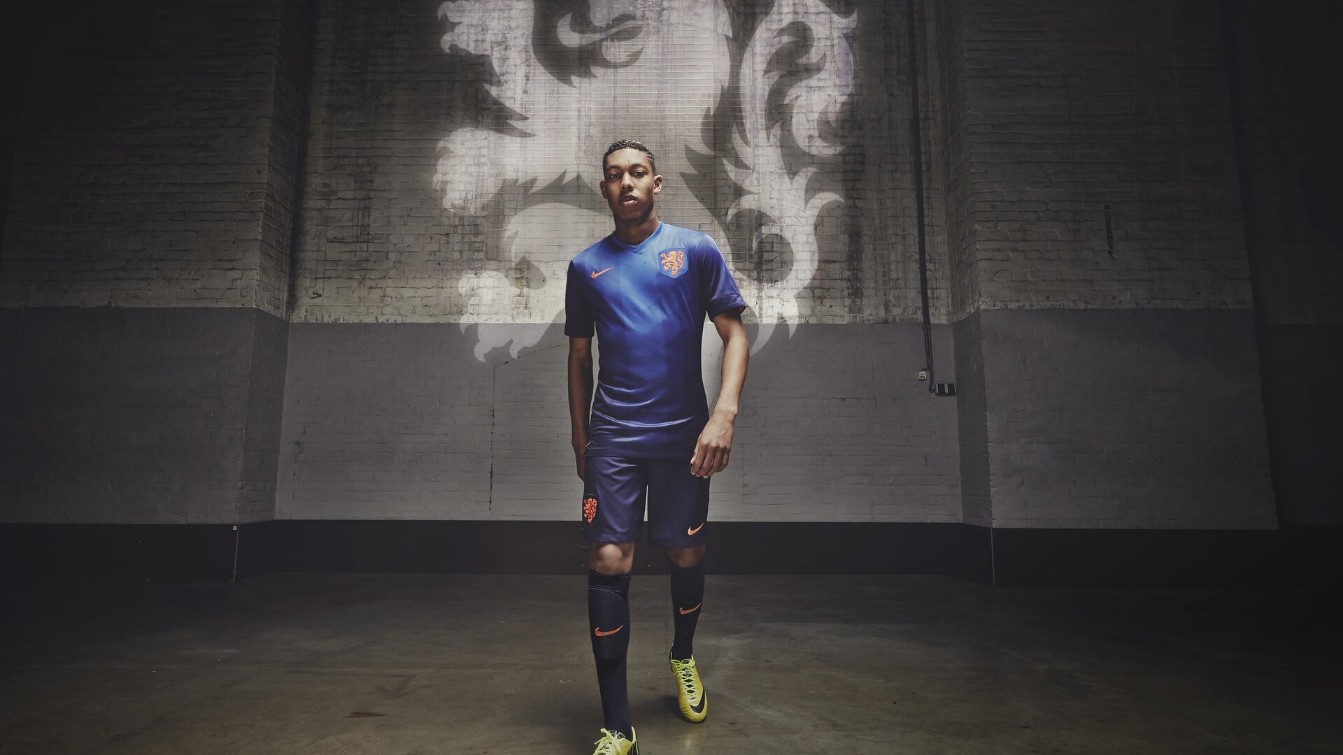 九游娱乐(jiuyou)官方网站-西甲顶级对决，精彩远射和神级扑救扣人心弦，西甲射门排名